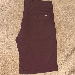Men’s Hurley shorts flat front  30 waist. Smoke free home
